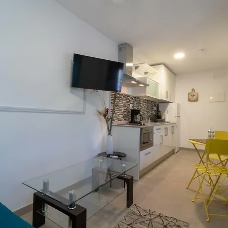 Arinaga Suites Aparthotel