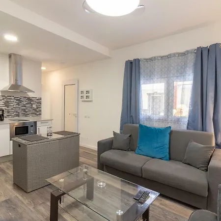 Arinaga Suites Aparthotel